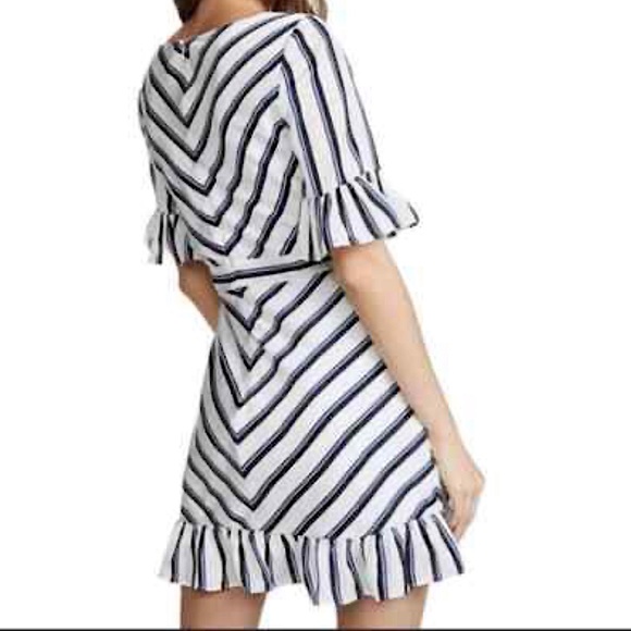 BB Dakota visual pursuit striped dress - Picture 2 of 7